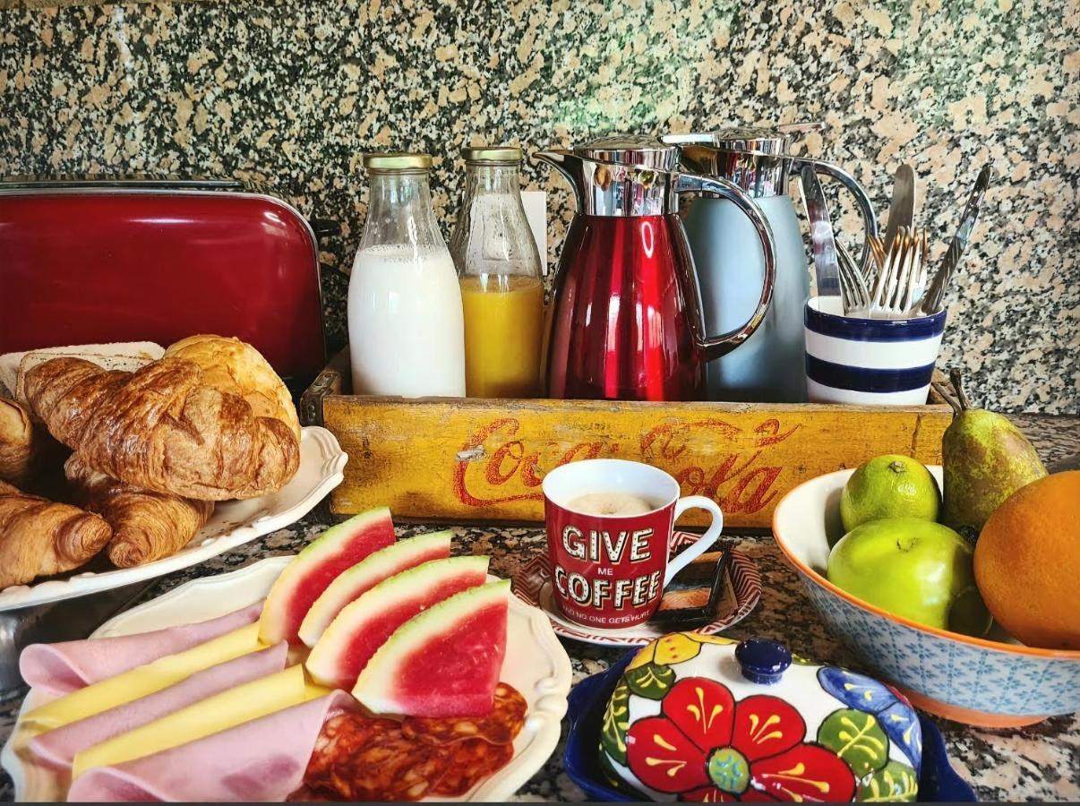 Harveys Homestay - Adults Only Mieres  Экстерьер фото