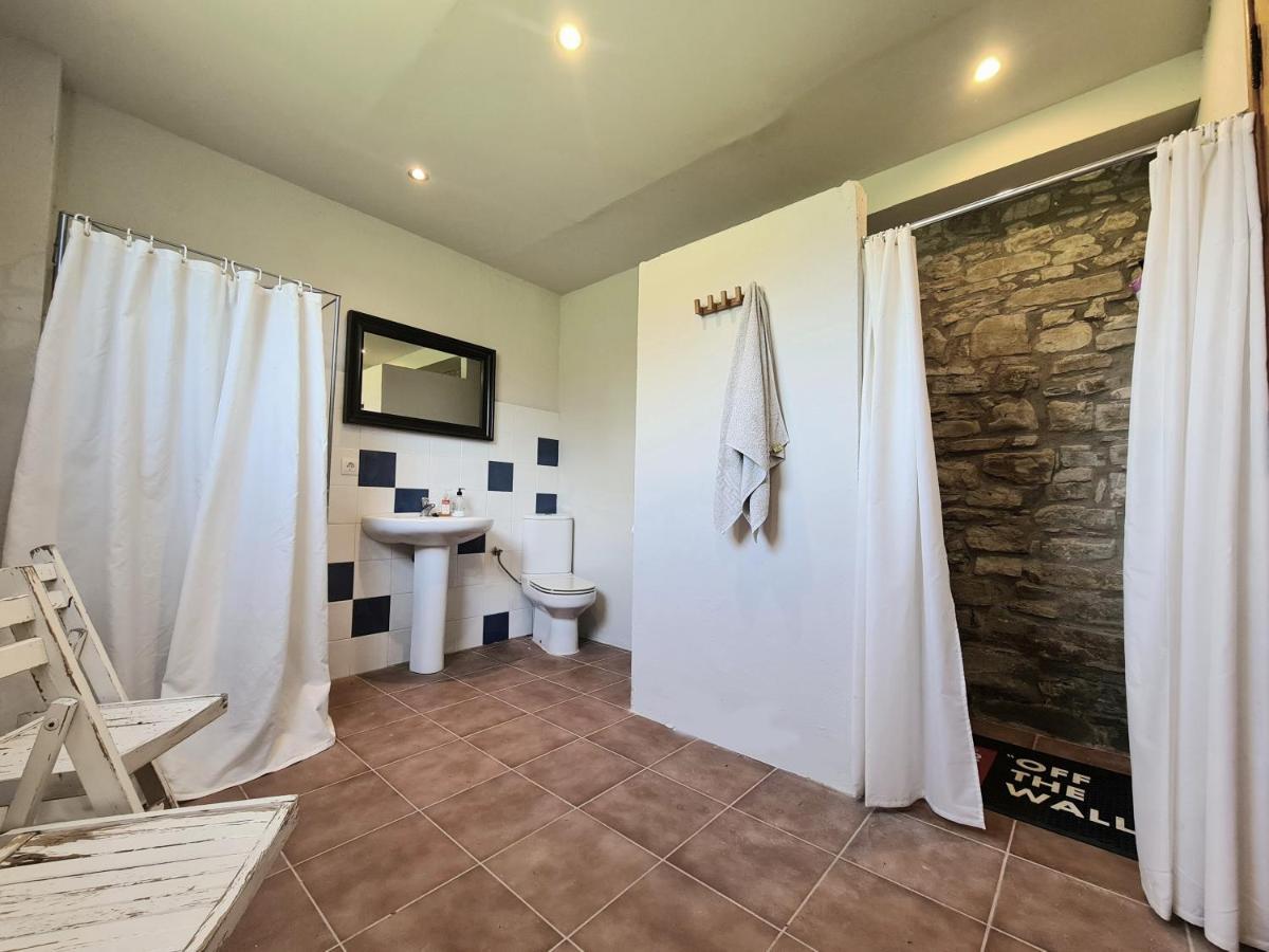 Harveys Homestay - Adults Only Mieres  Экстерьер фото