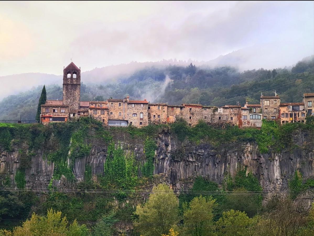 Harveys Homestay - Adults Only Mieres  Экстерьер фото