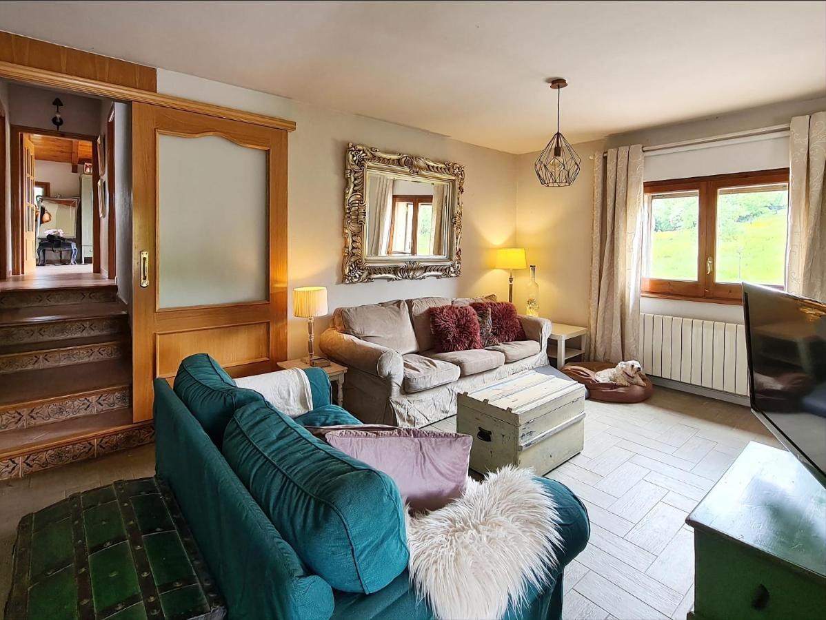 Harveys Homestay - Adults Only Mieres  Экстерьер фото
